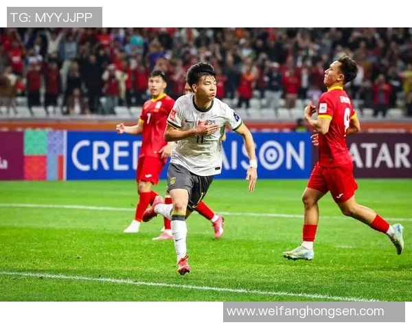 2013东亚杯精彩对决韩国队与日本队的巅峰之战回顾与分析